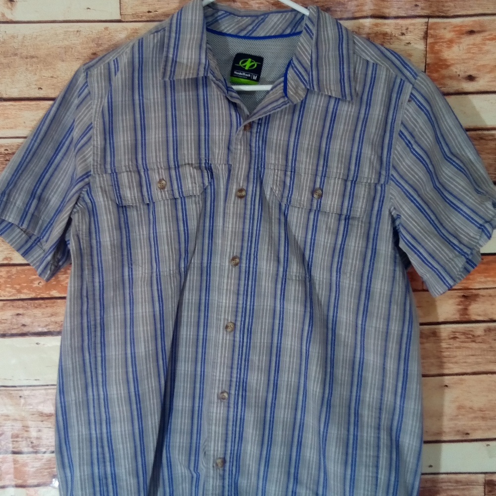 "3 for 15$" NordicTrack Button Down shirt
